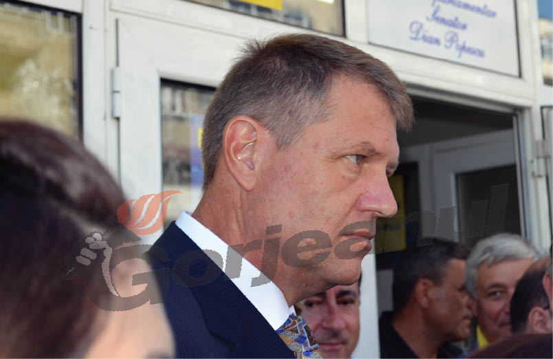 PNL testează piaţa! – Gorjenii, sondaţi pentru imaginea lui Iohannis