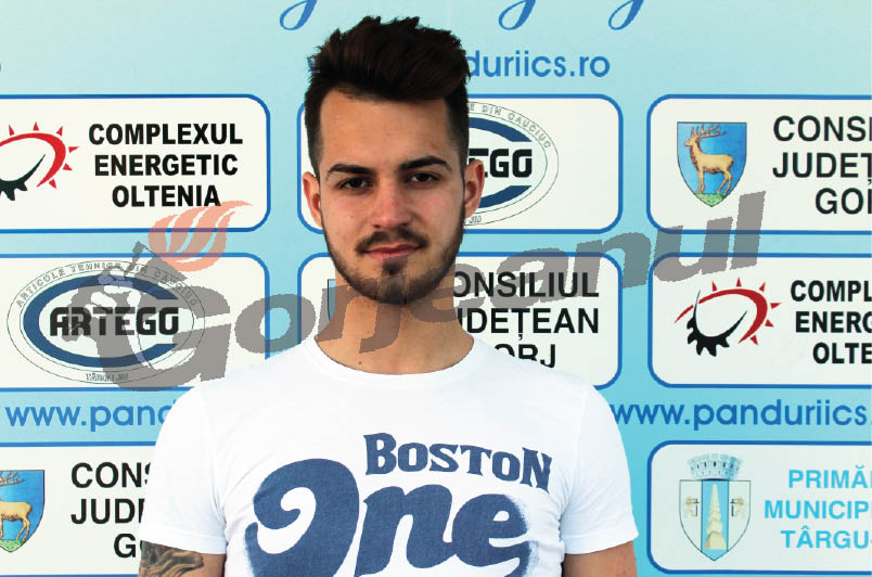 Pandurii se dă MAREș