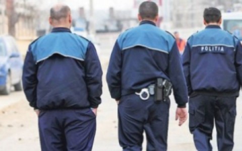 Minore date dispărute, identificate de poliţişti