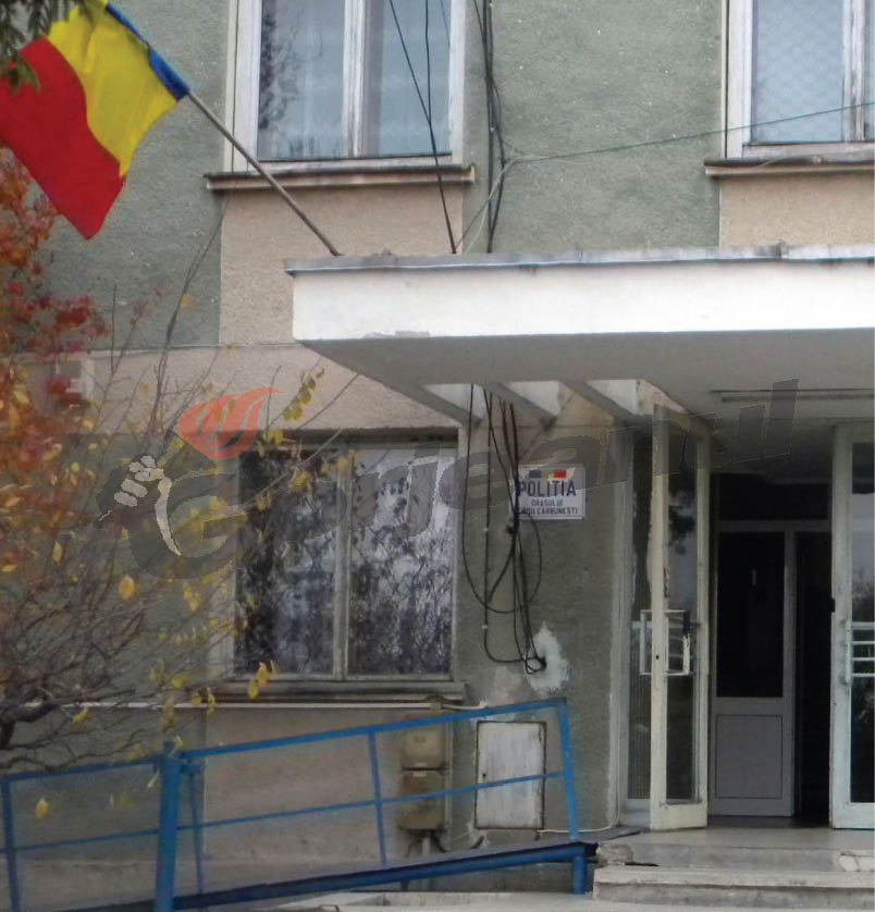 Scandal chiar în sediul Poliției Târgu-Cărbunești