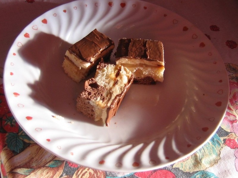 Prăjitură cu mere şi Finetti