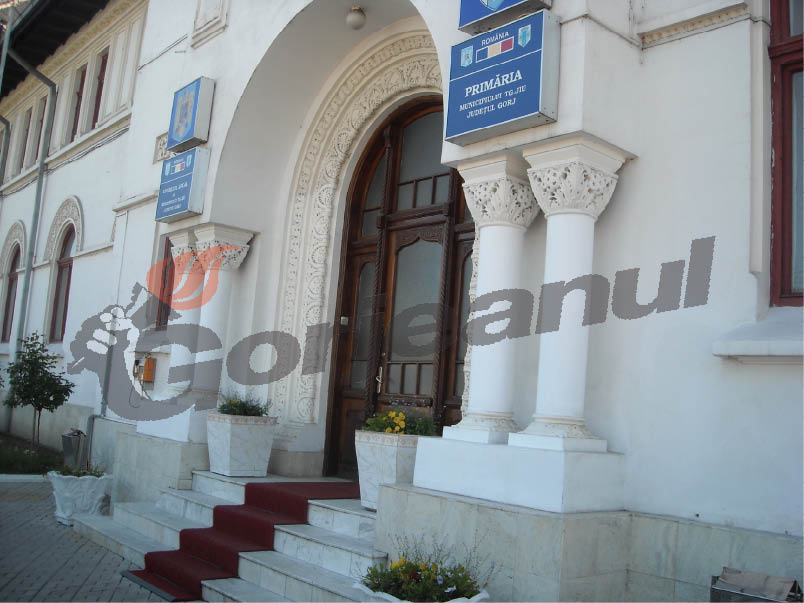 Primăria Târgu-Jiu caută portar