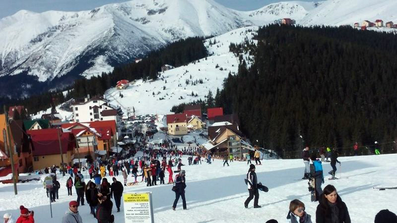 Număr crescut de turişti pe meleagurile Gorjului
