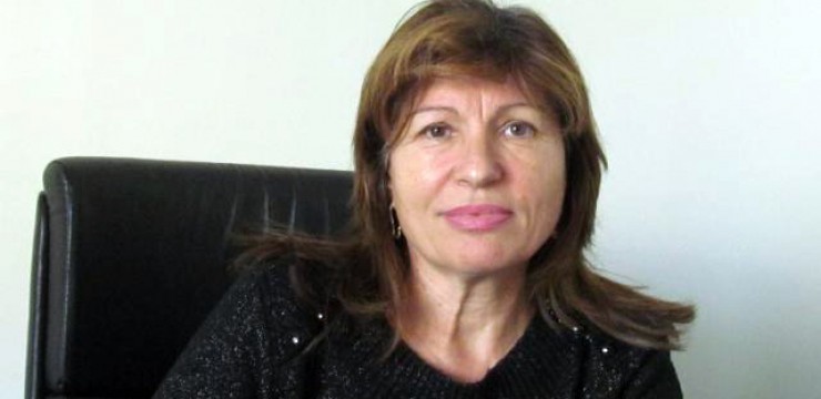 Gura târgului / Directoarea Ghimişi se pensionează