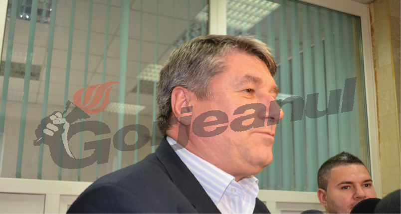 Cotizaţiile pentru toate sindicatele din CEO, oprite pe stat