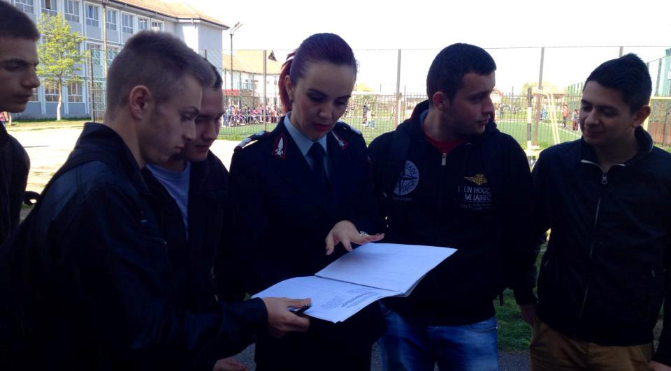 Se caută viitori pompieri