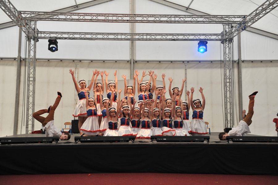 Amenzi usturătoare pentru părinţii care nu declară activităţile artistice ale copiilor