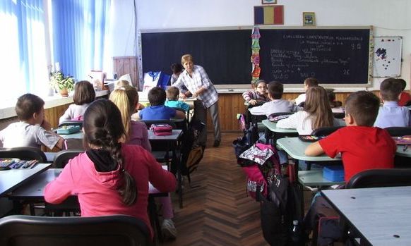 Elevii de clasa a II-a, în febra evaluărilor
