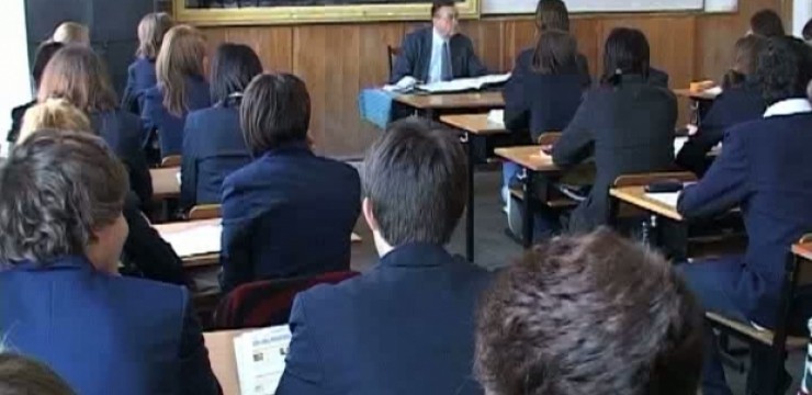 Concurs pentru elevii pasionaţi de istorie