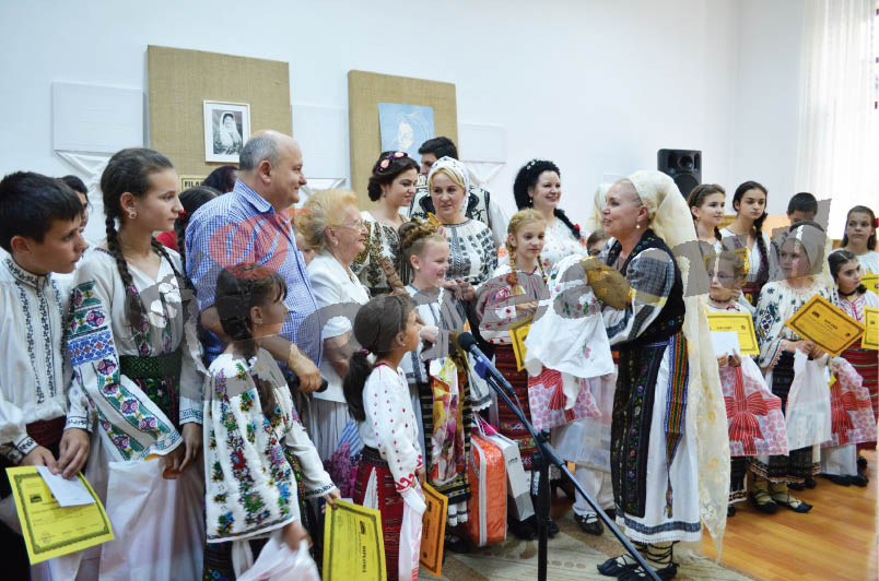 Trofeul Festivalului Copiilor “Maria Lătăreţu” a rămas în Gorj