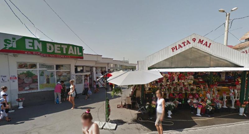 Spaţii îmbunătăţite pentru comercianţii din Piaţa Mică