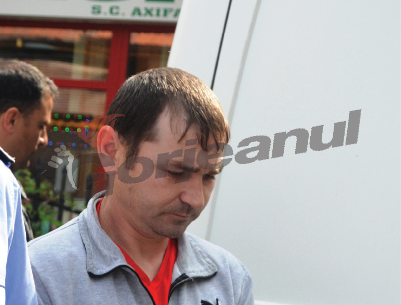 Reţinuţi pentru tâlhărie şi furt