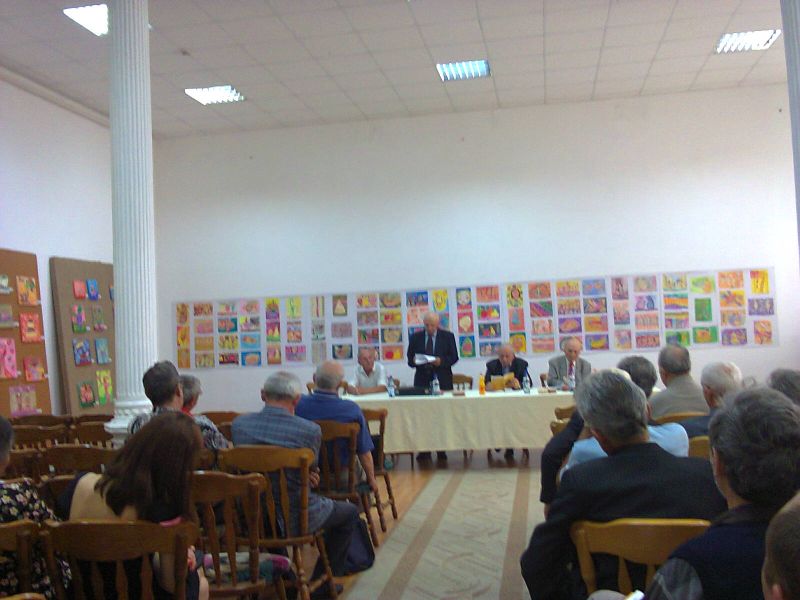 Lansarea unei cărți despre “o zi istorică pentru români”