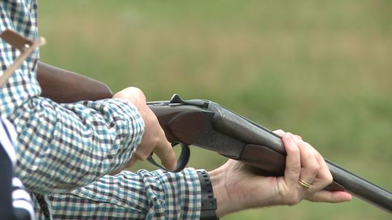 Dosare penale pentru arme deţinute ilegal