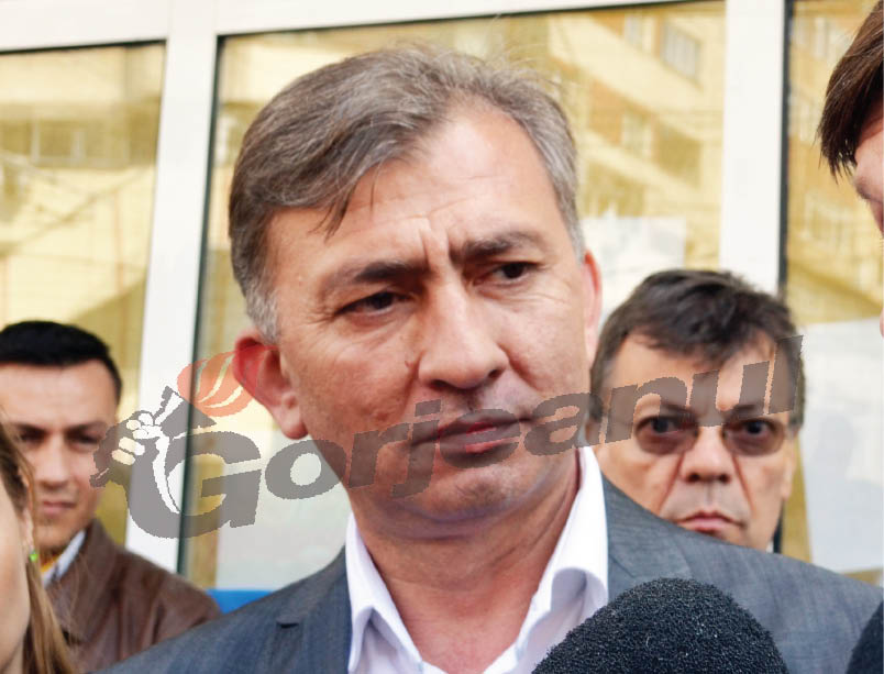 Barbu vrea să arate că nu este ghidonat de Dian