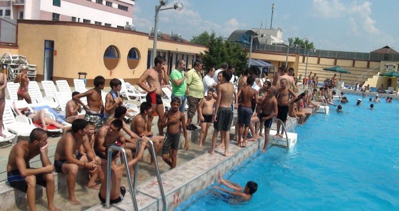 Specialiştii recomandă evitarea expunerii excesive la razele solare