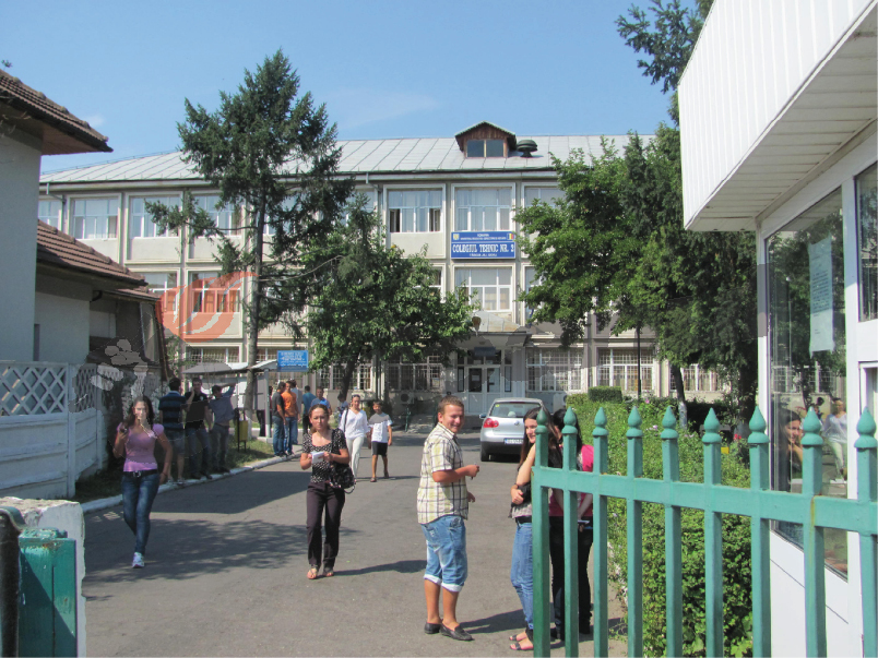 Candidaţii la Definitivat, aşteptaţi să-şi valideze dosarele