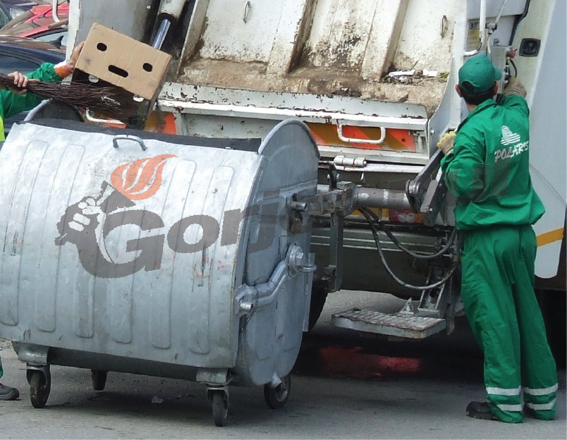 Scârţâit ca-n filmele de groază, la colectarea gunoiului în Târgu-Jiu