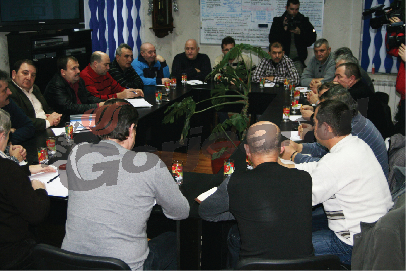 FNME se reîntregeşte, Condescu reabilitat de foştii aghiotanţi