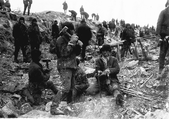 Tatăl meu Grigore Ciolacu categorisit chiabur