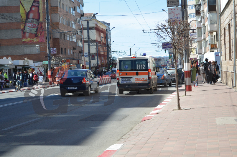 Gorjeni seceraţi de căldura sufocantă