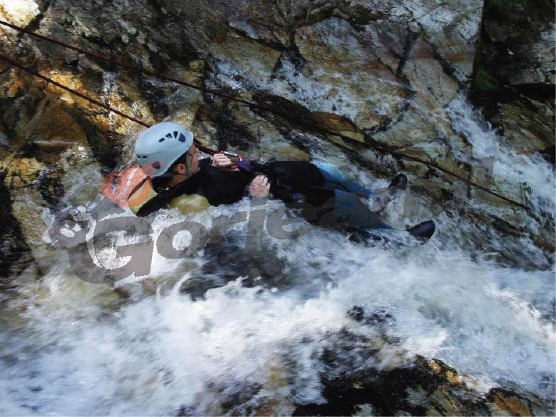 Gorjul, Raiul pasionaţilor de canyoning şi body rafting