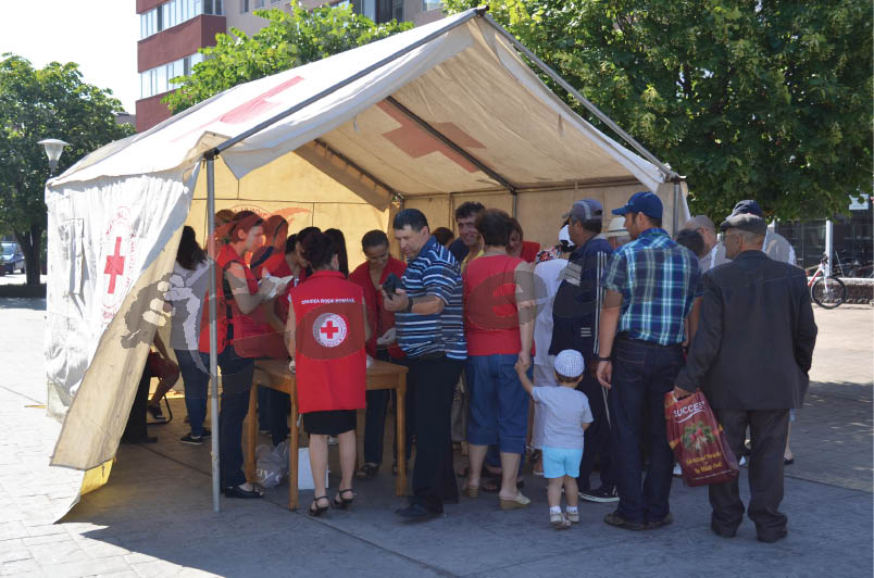 Testări gratuite ale glicemiei şi tensiunii arteriale, de Ziua Crucii Roşii