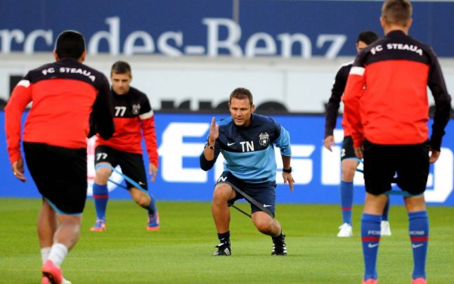 Staff puternic pentru Edi