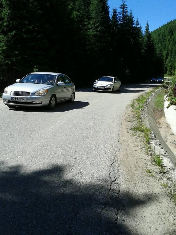 Transalpina luată cu asalt, Mii de turişti s-au refugiat la munte pe timpul caniculei