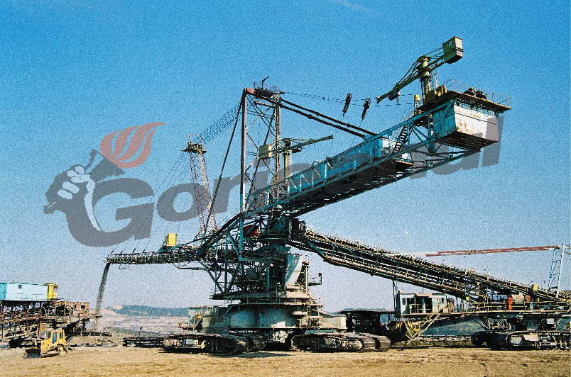 Minerul, imposibil de transportat! Un salariat al UMC Lupoaia, la un pas să-şi piardă o mână