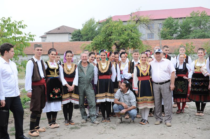 Surpriza de la Peştişani – Ansamblul de muzică şi dansuri populare sârbeşti – oaspeţii Taberei GorjFest 2015!