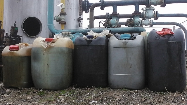 Gorjean suspectat de furt de ţiţei, reţinut de poliţişti