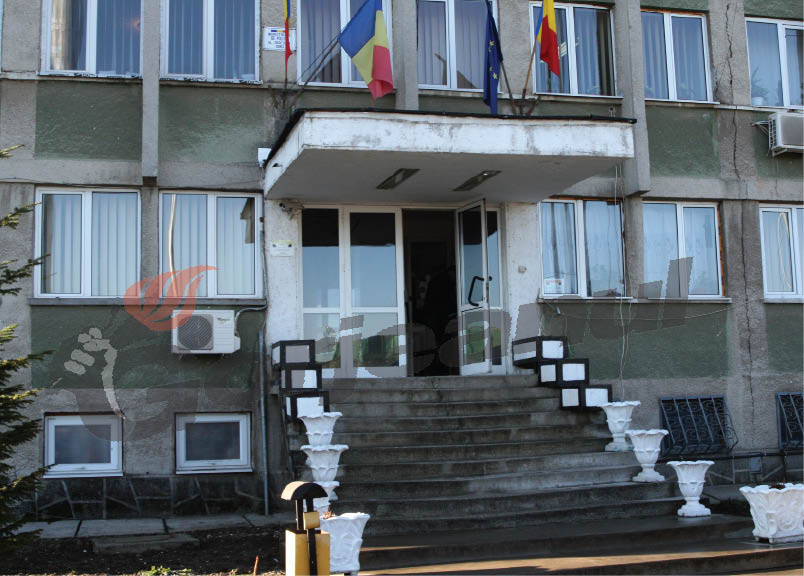 Adolescent de 17 ani, reţinut pentru furt calificat