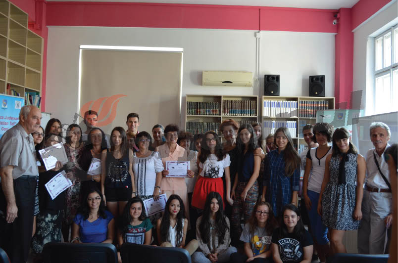 “Şcoala bunicilor” şi-a premiat absolvenţii