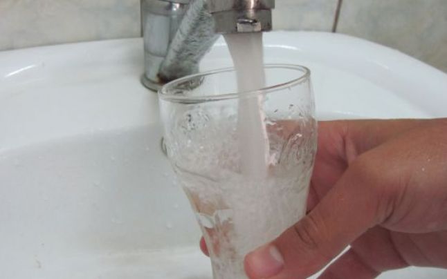 Se ia apa în zona Hotel Gorj