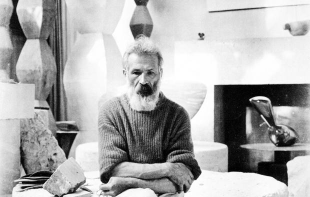 Gânduri rostite într-un lăcaş sfânt – Smintit întru Brâncuşi*