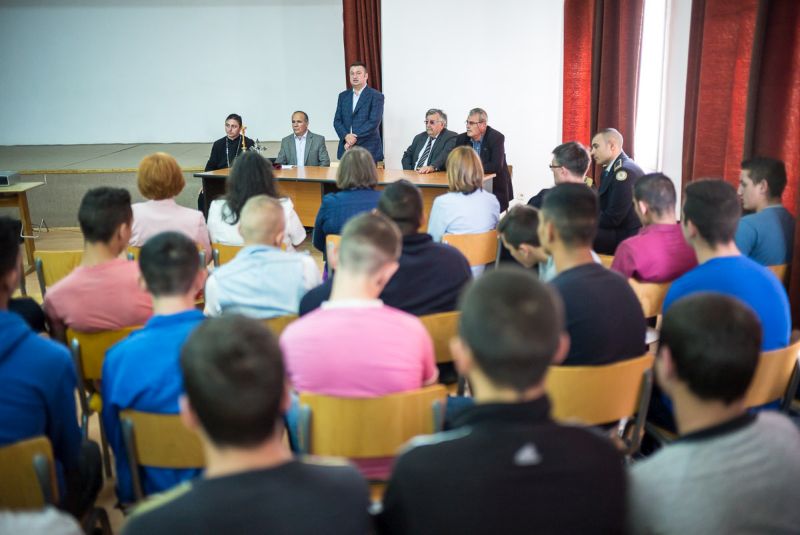 Un minor din Gorj a început anul şcolar la Centrul Educativ Buziaş