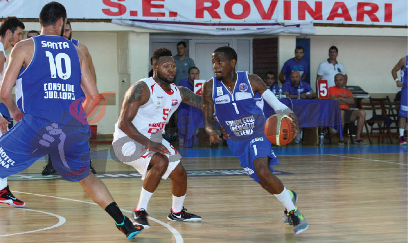 Începe sezonul la baschet