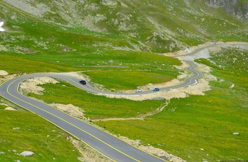 Transalpina, mai sigură după lucrările efectuate de drumari