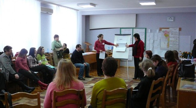 Apel pentru selecţia dascălilor în grupurile de lucru pentru evaluările naţionale