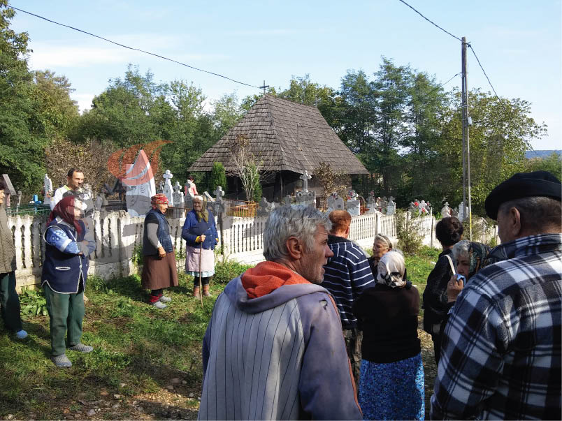 Protest pentru apărarea bisericii de la Comănești