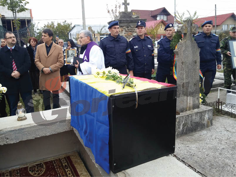 Elvira Godeanu, reînhumată cu onoruri militare