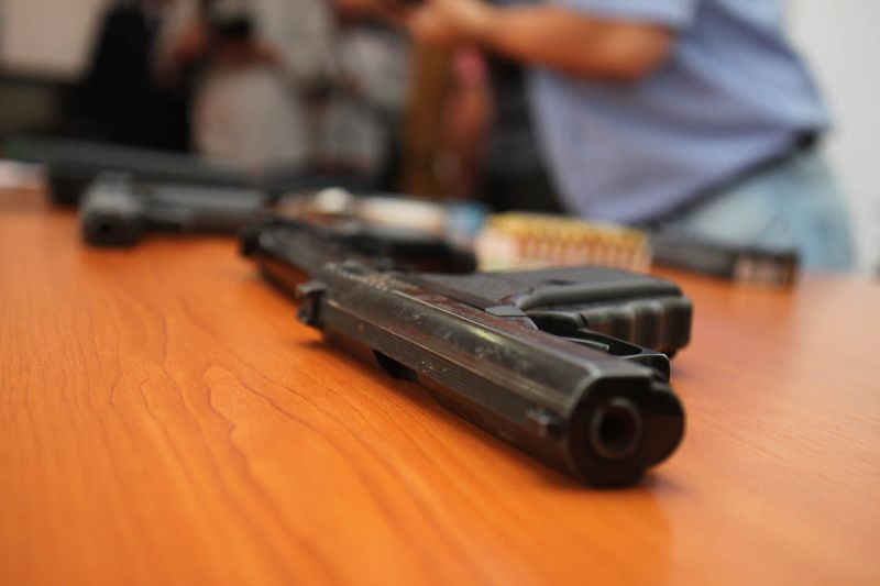 Femeie anchetată pentru nerespectarea regimului armelor şi muniţiilor