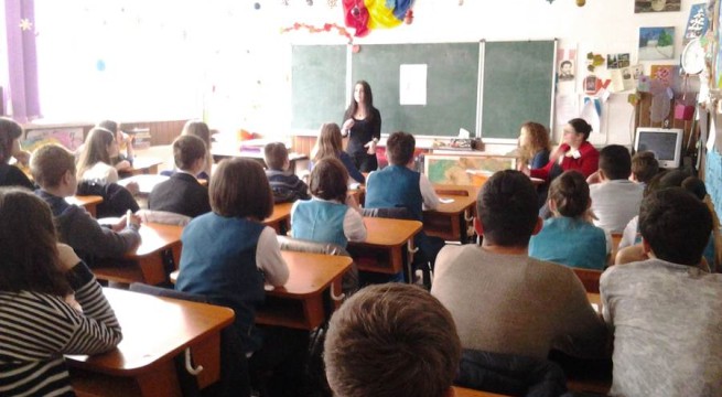 Au început înscrierile pentru concursul International Public Speaking Competition Discourse
