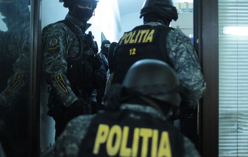 descinderi-mascati-1