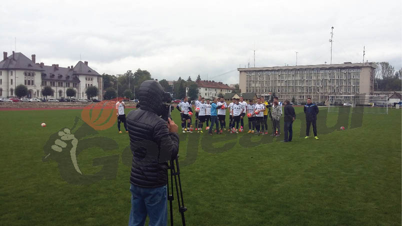 Promovează Cupa Ligii