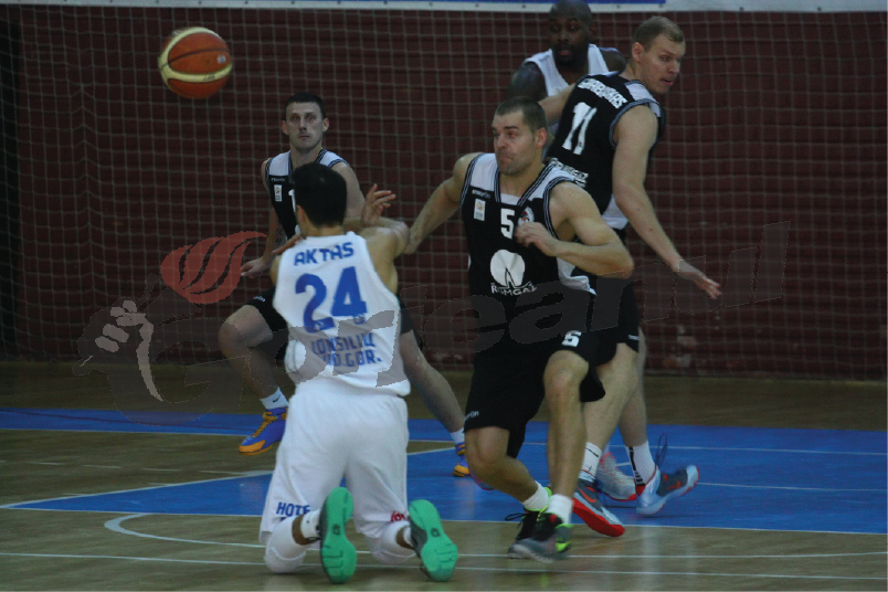 Joc penibil, înfrângere rușinoasă