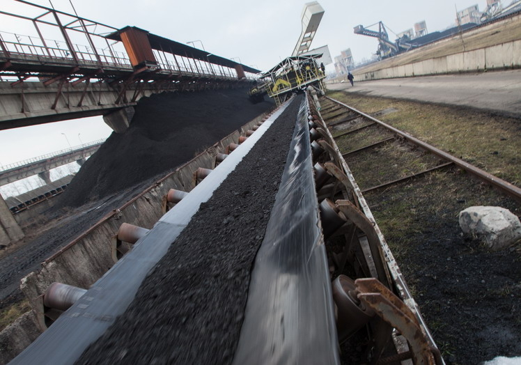 „Mafia Cărbunelui”, trimisă în judecată