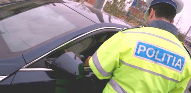 Anchetaţi pentru conducere fără permis