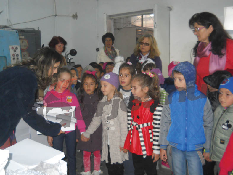 Elevii Şcolii Gimnaziale „Ecaterina Teodoroiu”, în vizită la tipografie